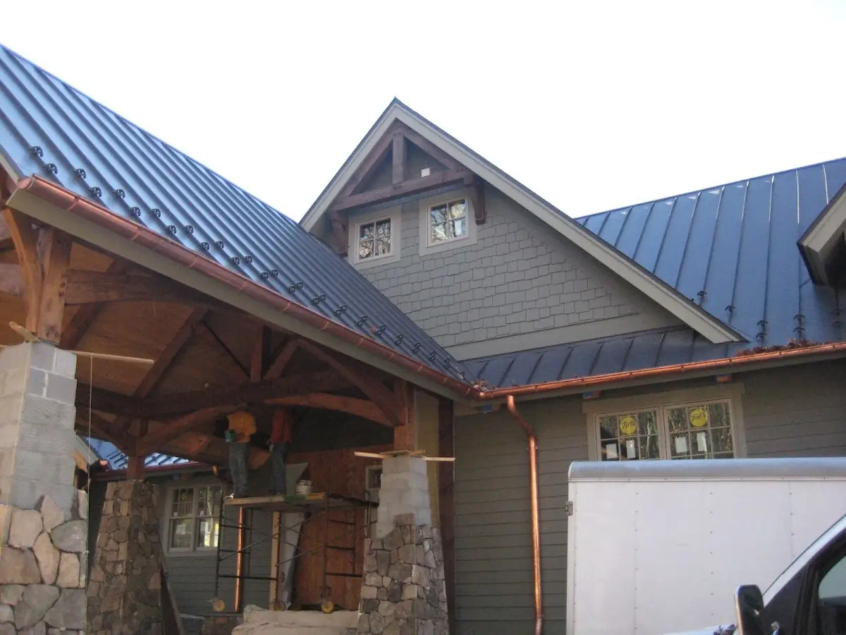 Craftsman Roofing team delivering quality roofing work in Woodcrest
